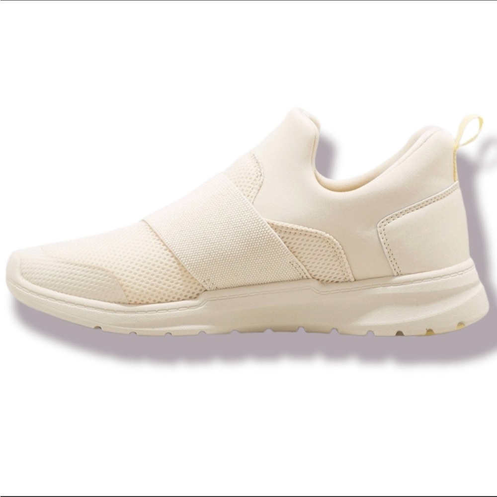All In Motion Seaker slip on comfort size 10 off white - Picture 2 of 11